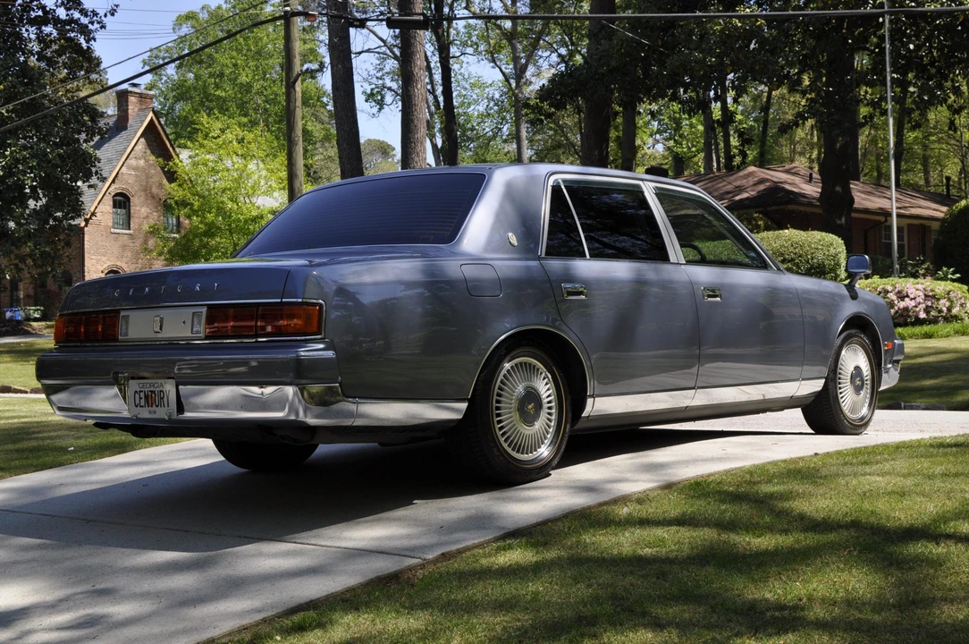 1997 Toyota Century 2nd Gen - Image 12 of 21