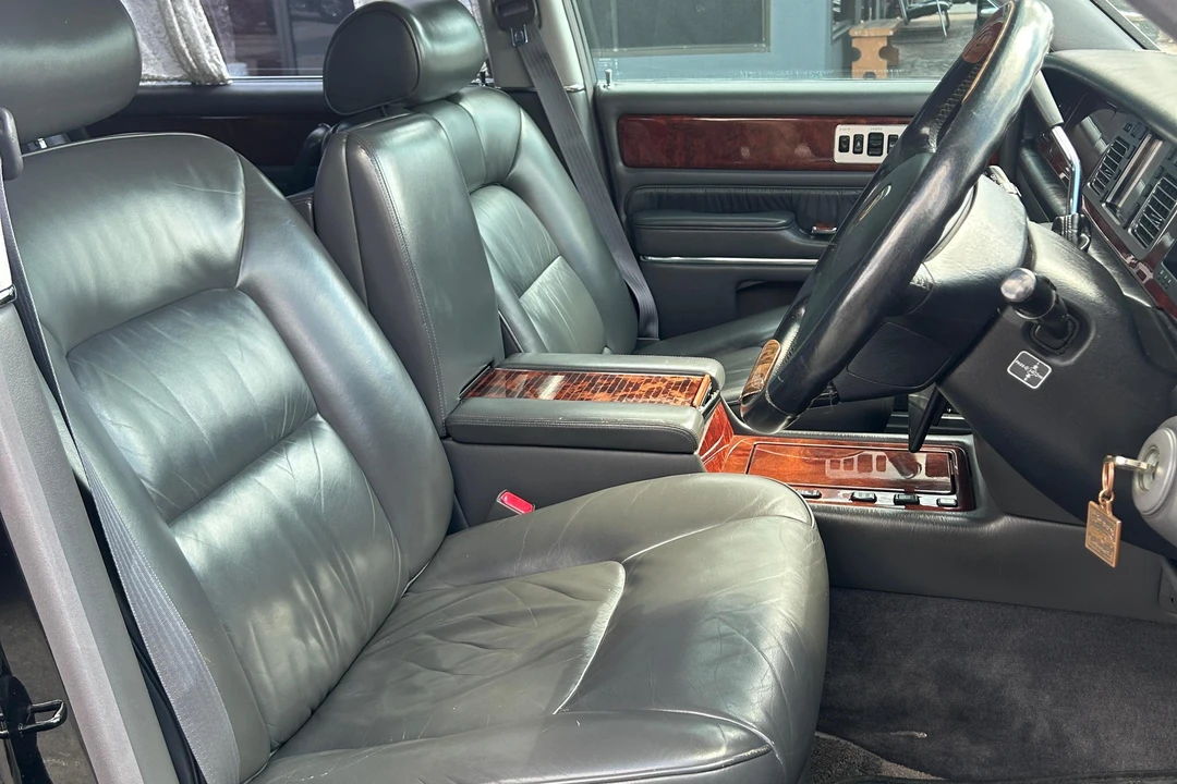 1997 Toyota Century 2nd Gen - Image 28 of 30