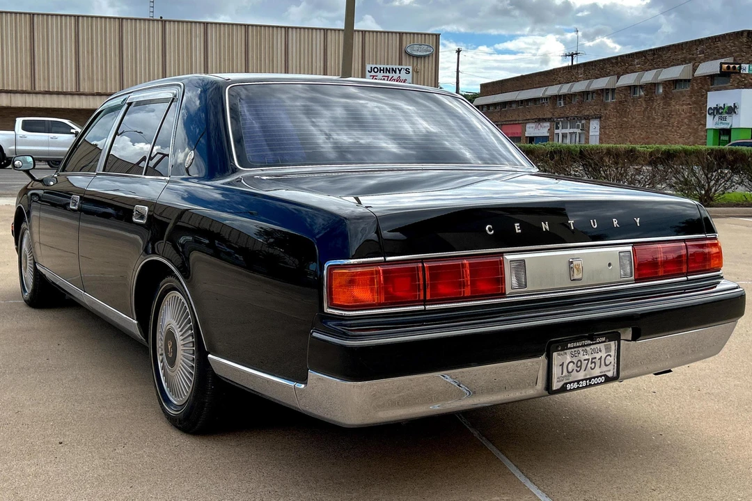 1997 Toyota Century 2nd Gen - Image 4 of 30