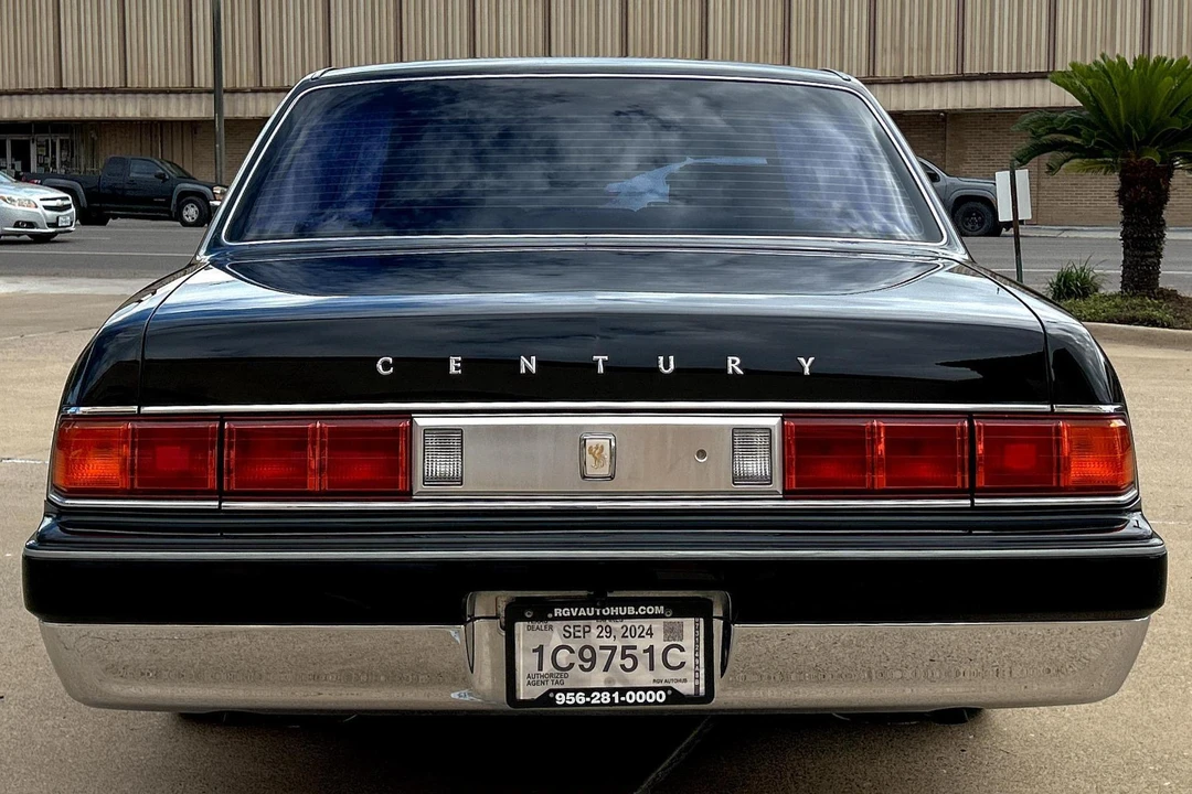 1997 Toyota Century 2nd Gen - Image 5 of 30