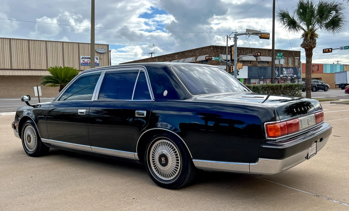 1997 Toyota Century 2nd Gen - Image 8 of 30