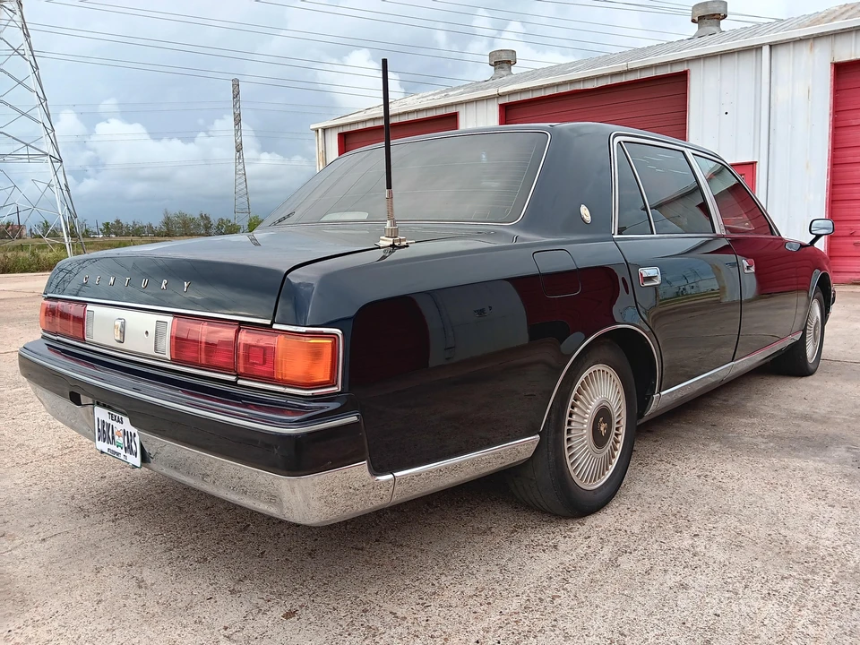 1997 Toyota Century 2nd Gen - Image 10 of 31