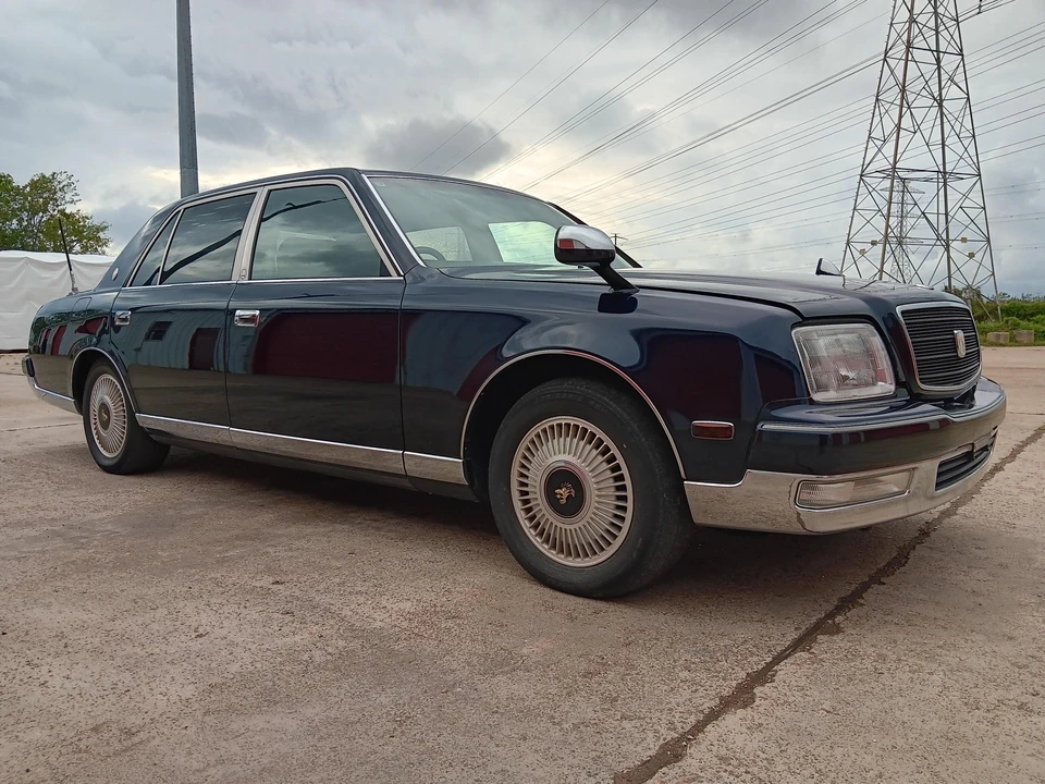 1997 Toyota Century 2nd Gen - Image 13 of 31