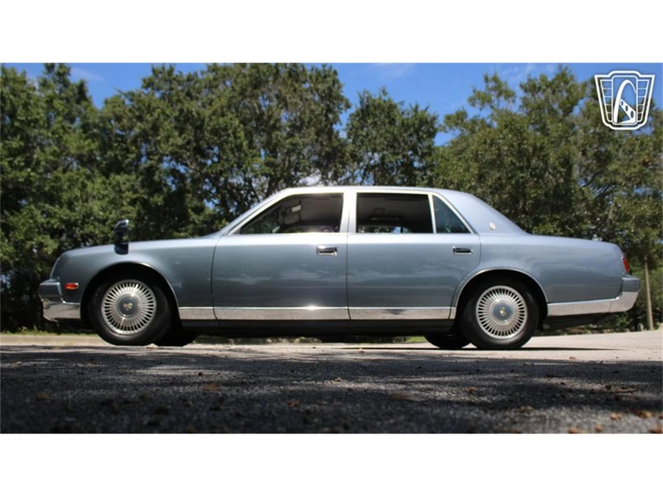 1997 Toyota Century 2nd Gen - Image 8 of 31