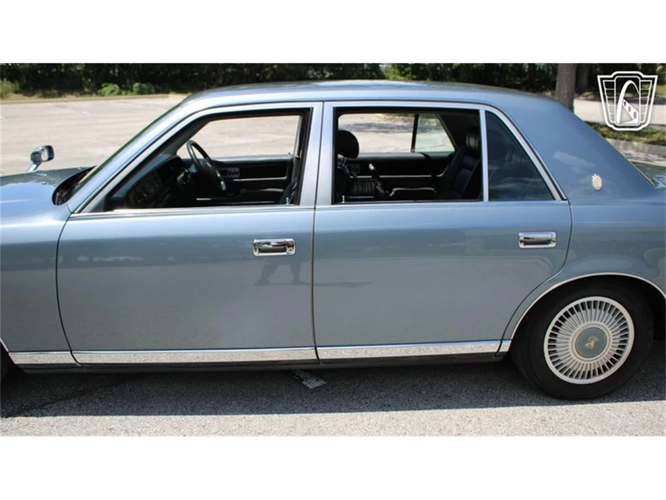 1997 Toyota Century 2nd Gen - Image 29 of 31