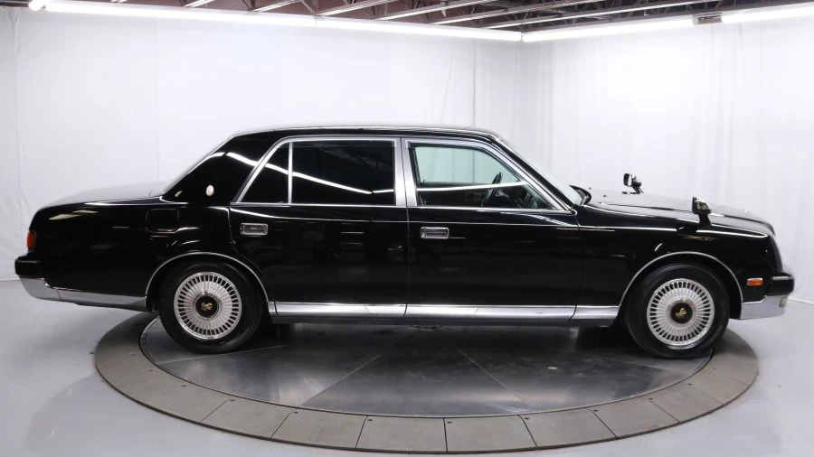 1997 Toyota Century - Image 7 of 31