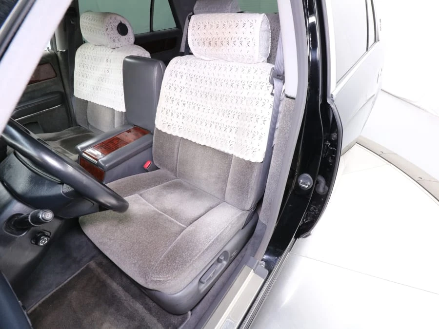 1997 Toyota Century - Image 28 of 31
