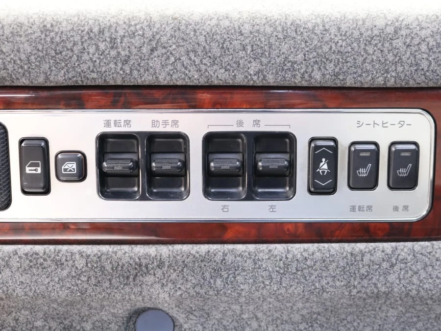 1997 Toyota Century - Image 23 of 31