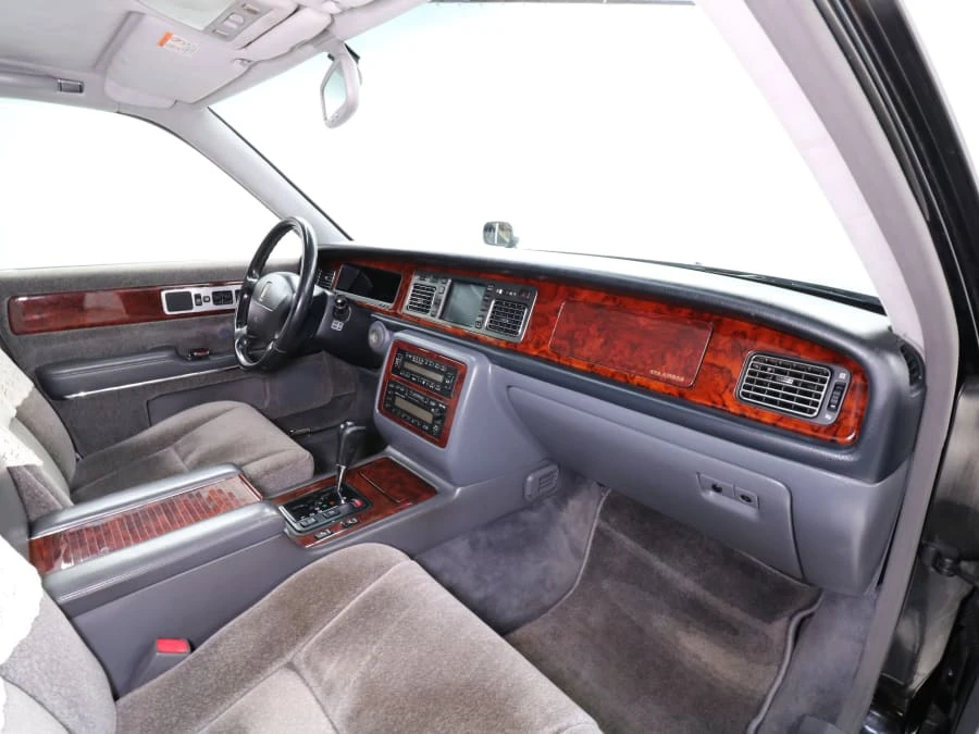1997 Toyota Century - Image 14 of 31