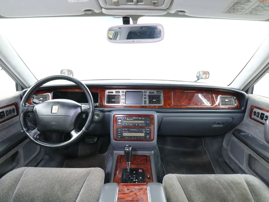1997 Toyota Century - Image 16 of 31