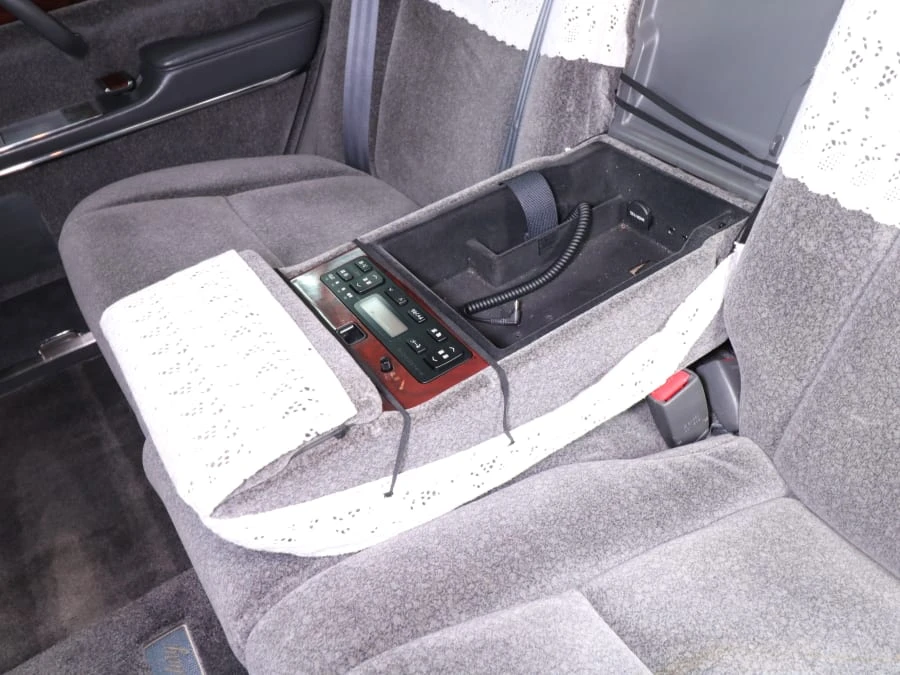 1997 Toyota Century - Image 26 of 31