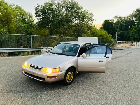 1997 Toyota Corolla 8th Gen - Image 4 of 7