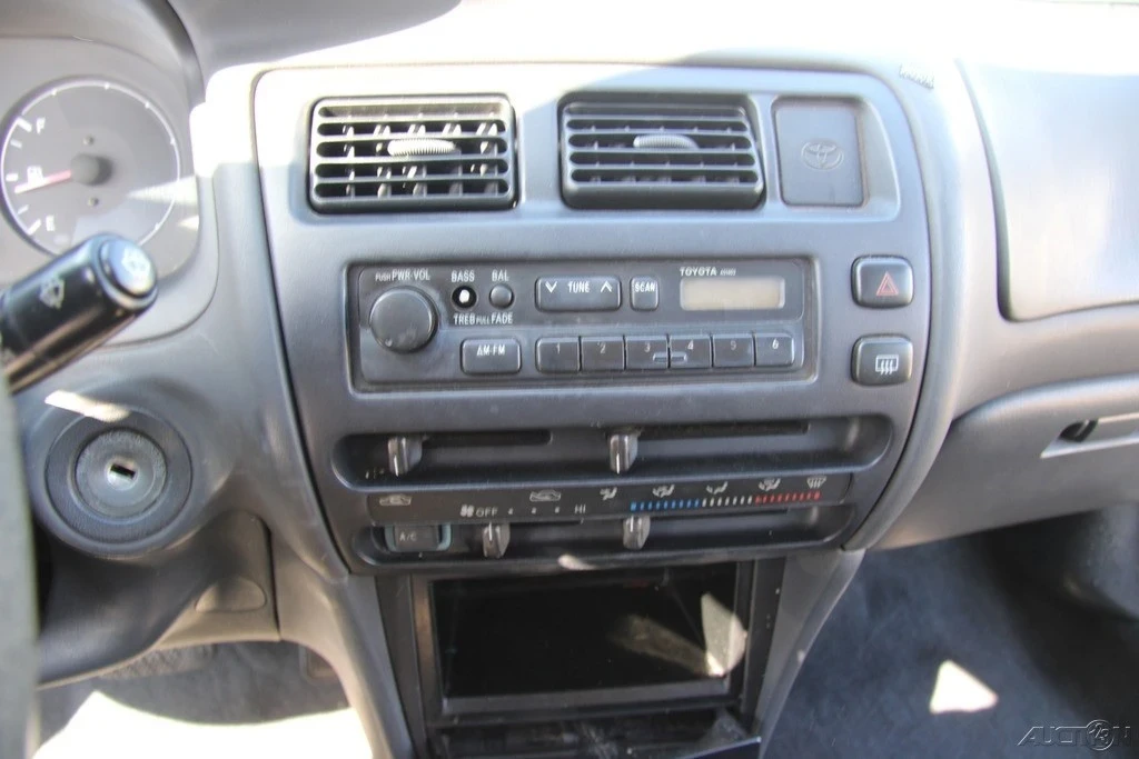 1997 Toyota Corolla 7th Gen - Image 16 of 21