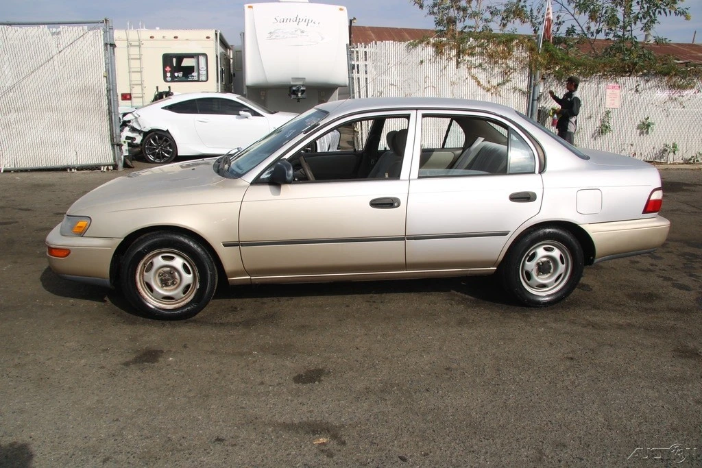 1997 Toyota Corolla 7th Gen - Image 3 of 21