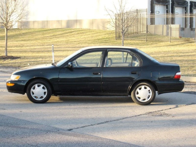 1997 Toyota Corolla 8th Gen - Image 6 of 12
