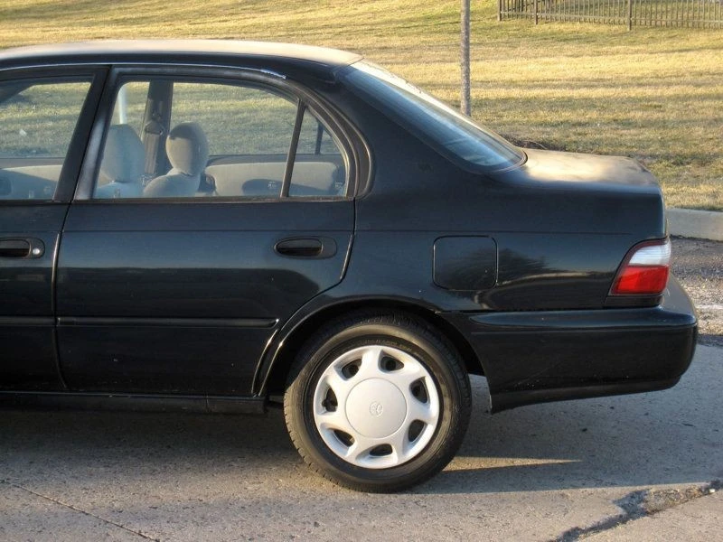 1997 Toyota Corolla 8th Gen - Image 8 of 12