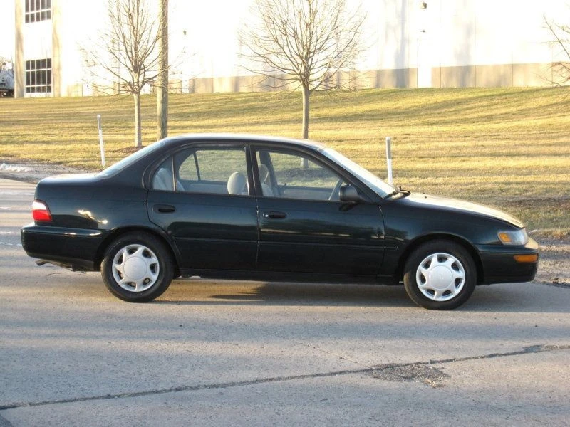 1997 Toyota Corolla 8th Gen - Image 9 of 12