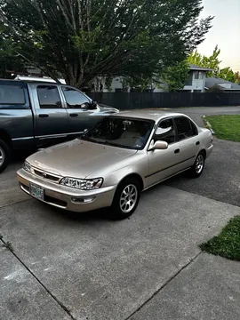 1997 Toyota Corolla DX Sedan 4D