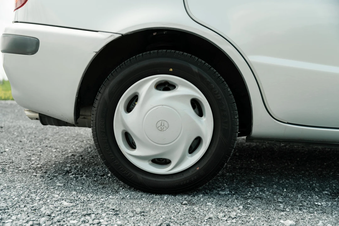 1997 Toyota Corolla 7th Gen - Image 21 of 31