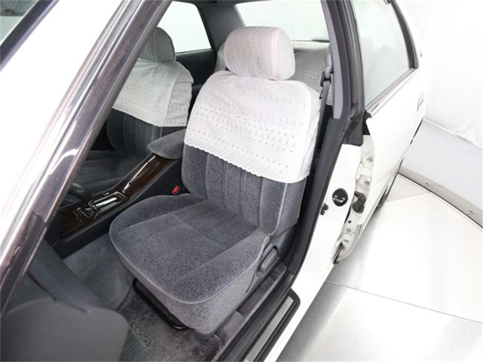 1997 Toyota Crown 10th Gen - Image 17 of 31