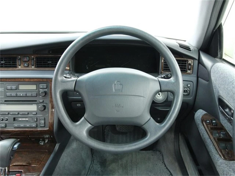 1997 Toyota Crown 10th Gen - Image 10 of 31