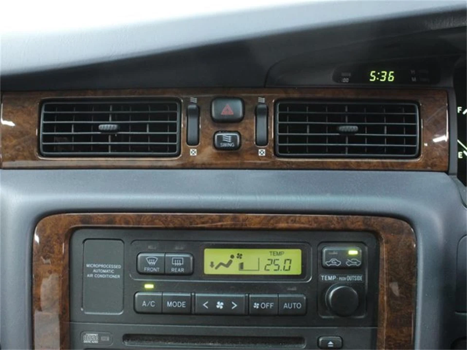 1997 Toyota Crown 10th Gen - Image 12 of 31