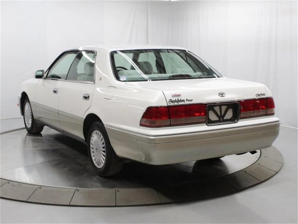 1997 Toyota Crown 10th Gen - Image 5 of 31