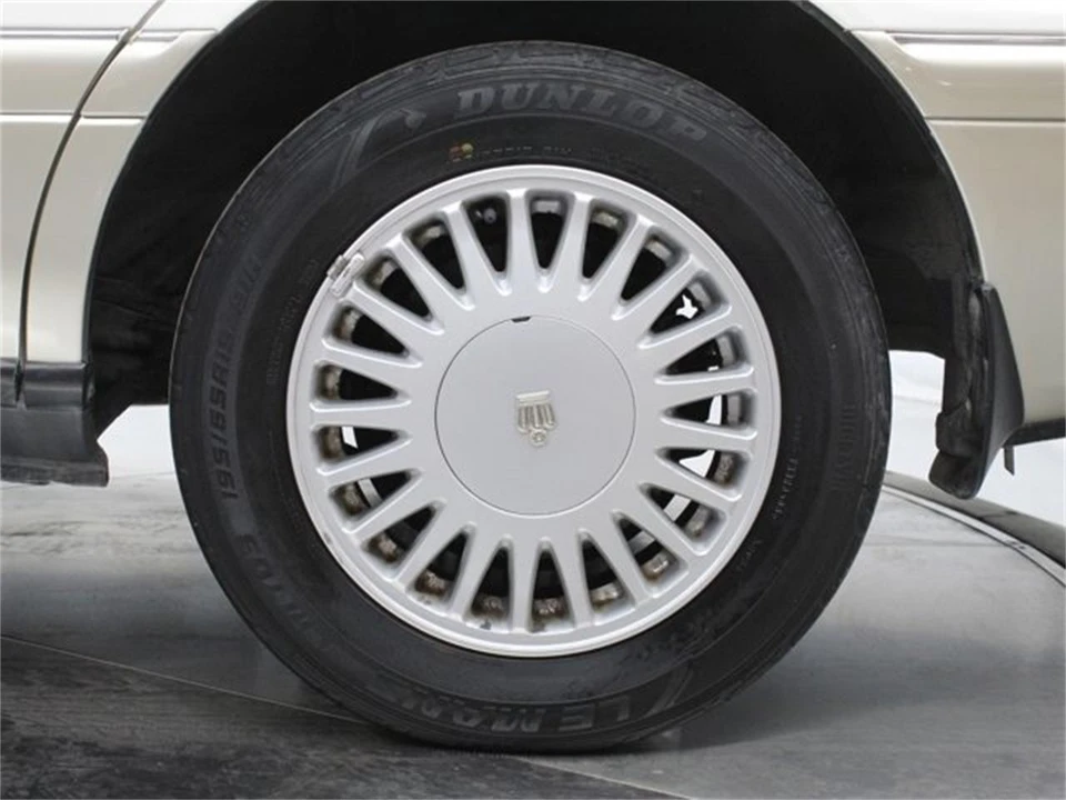 1997 Toyota Crown 10th Gen - Image 31 of 31