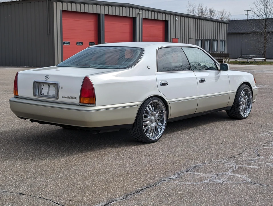 1997 Toyota Crown 10th Gen - Image 8 of 31