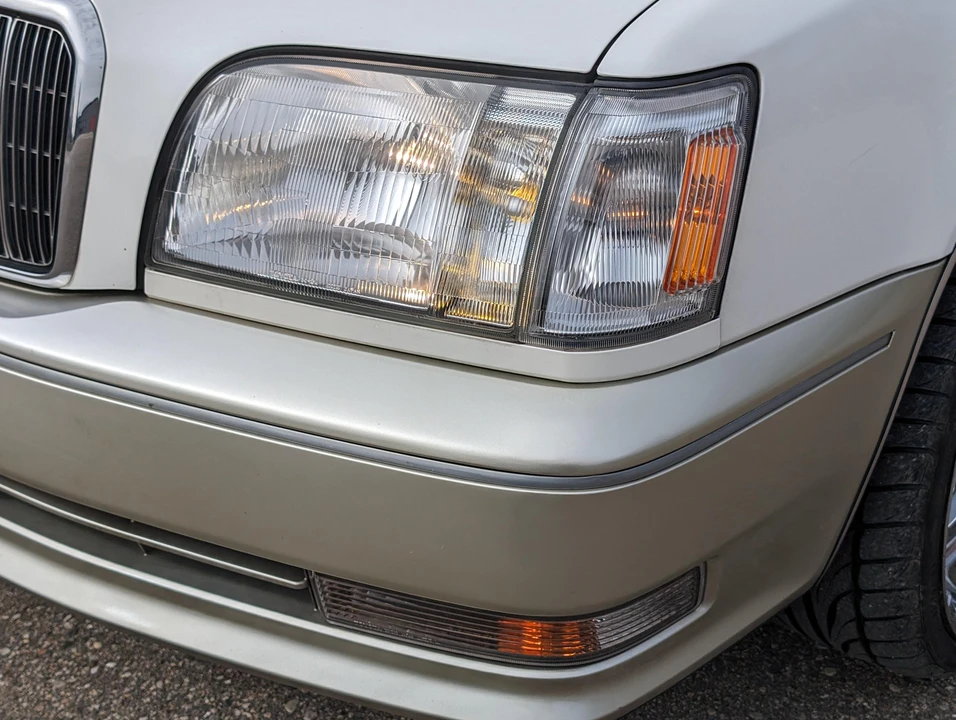 1997 Toyota Crown 10th Gen - Image 12 of 31