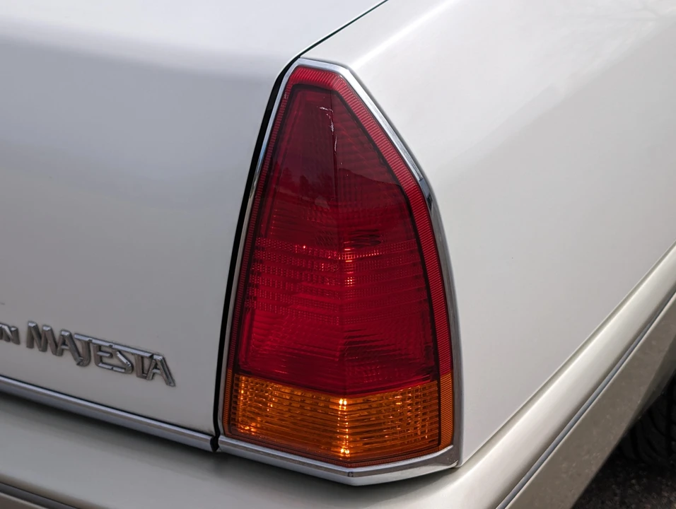 1997 Toyota Crown 10th Gen - Image 24 of 31