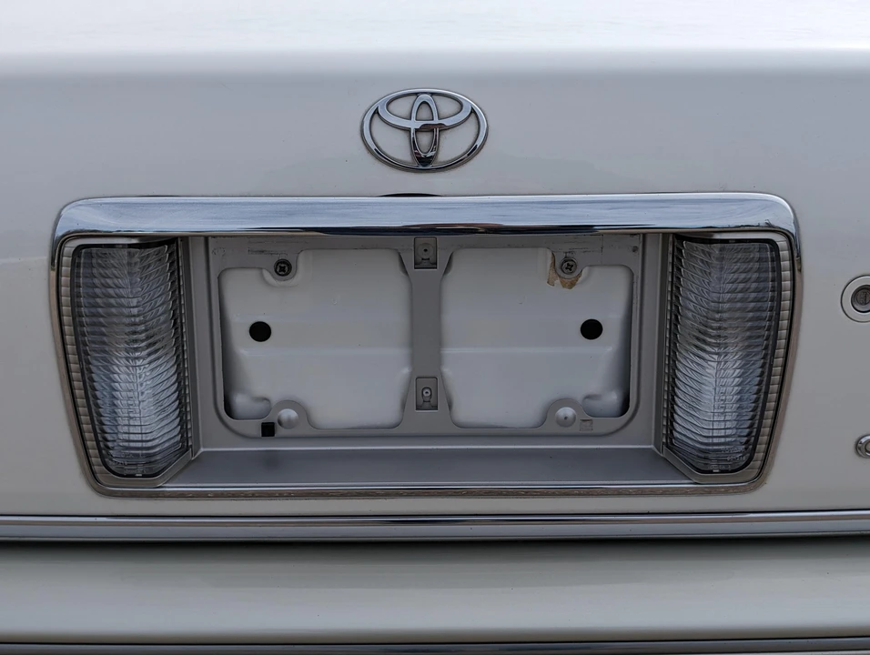 1997 Toyota Crown 10th Gen - Image 22 of 31