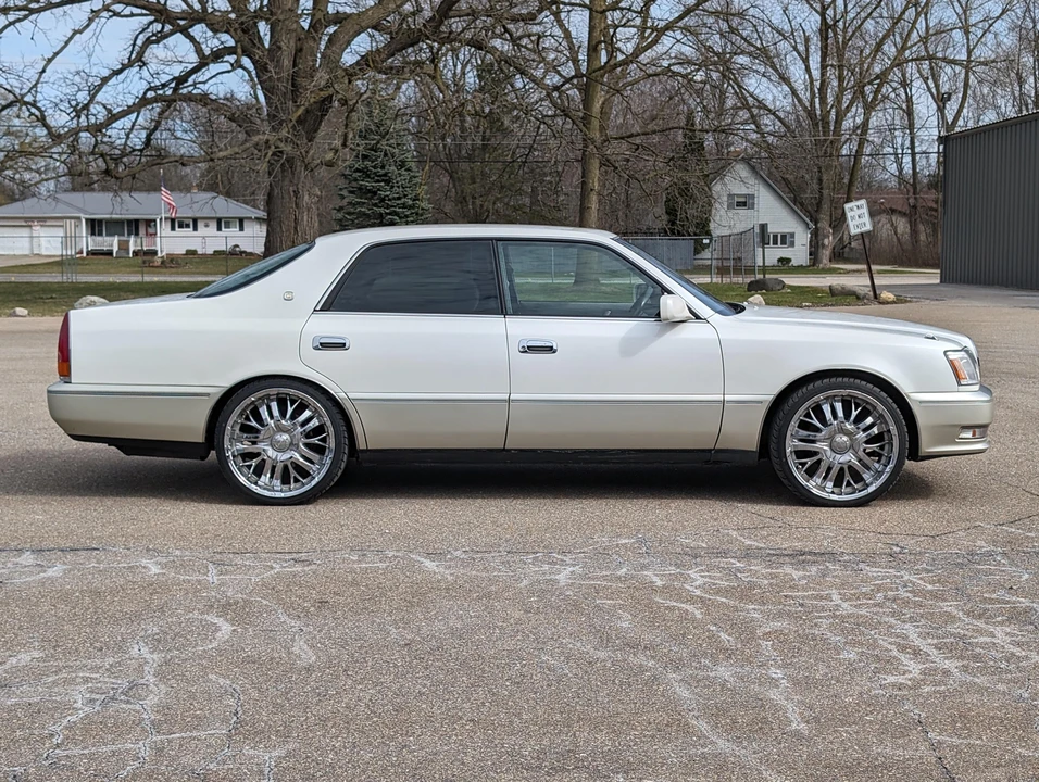 1997 Toyota Crown 10th Gen - Image 9 of 31