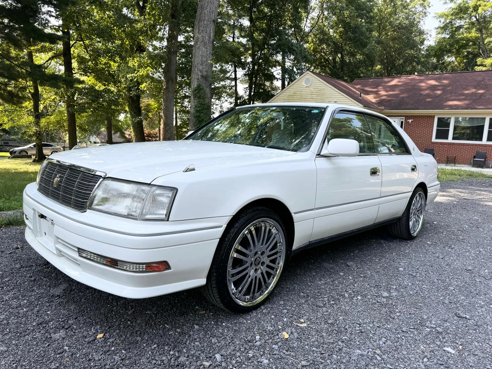 1997 Toyota Crown 10th Gen - Image 14 of 31
