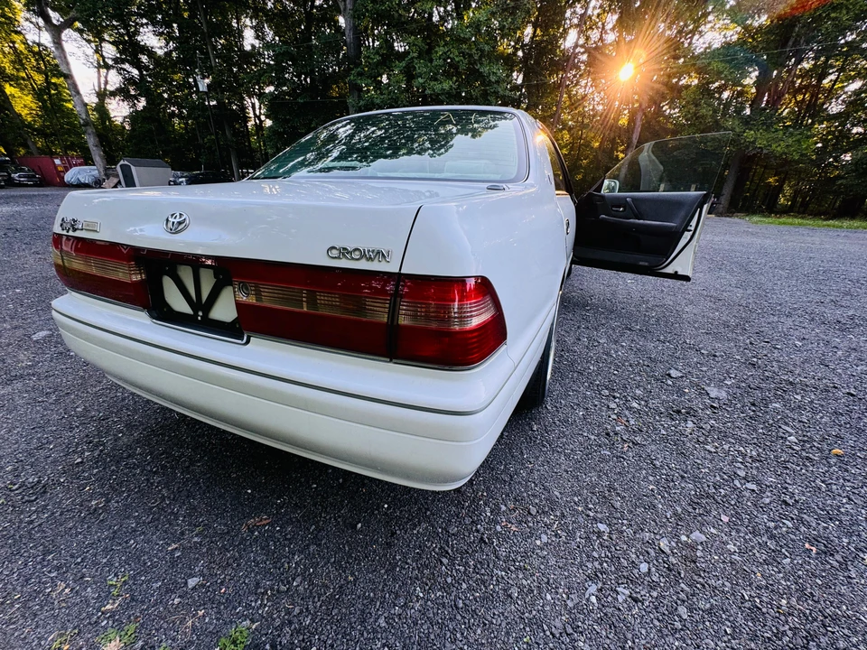 1997 Toyota Crown 10th Gen - Image 23 of 31