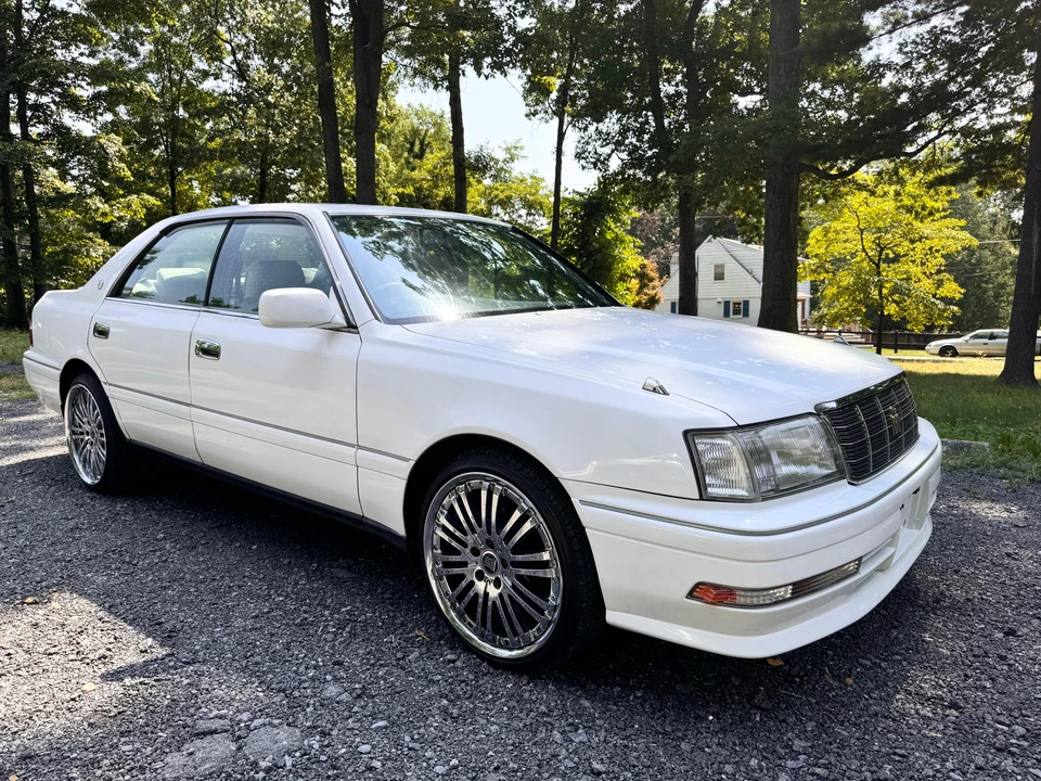 1997 Toyota Crown 10th Gen - Image 27 of 31
