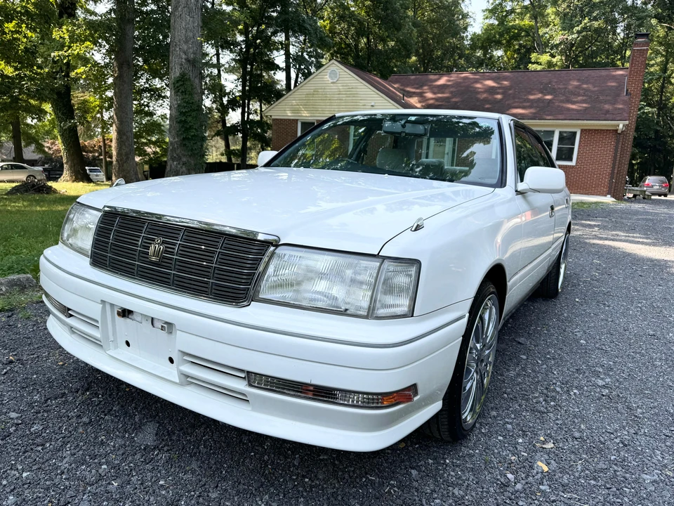 1997 Toyota Crown 10th Gen - Image 11 of 31