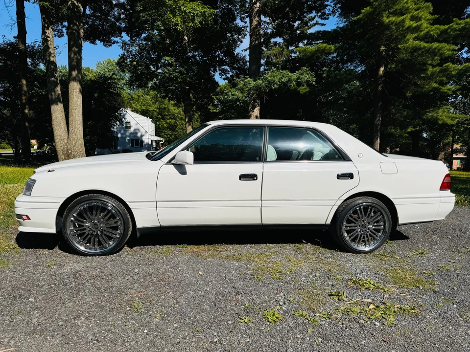 1997 Toyota Crown 10th Gen - Image 17 of 31
