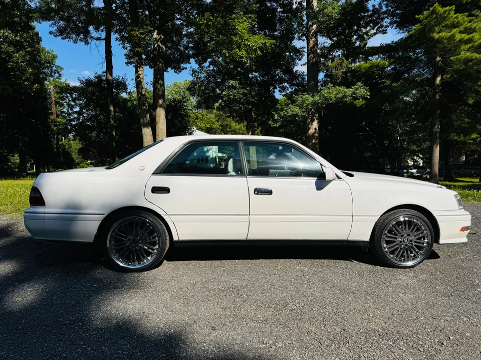 1997 Toyota Crown 10th Gen - Image 24 of 31