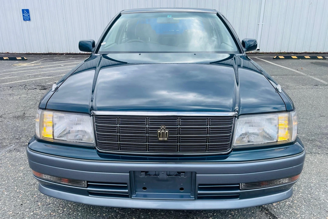 1997 Toyota Crown 10th Gen - Image 2 of 31
