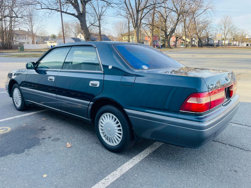 1997 Toyota Crown 10th Gen - Image 16 of 31