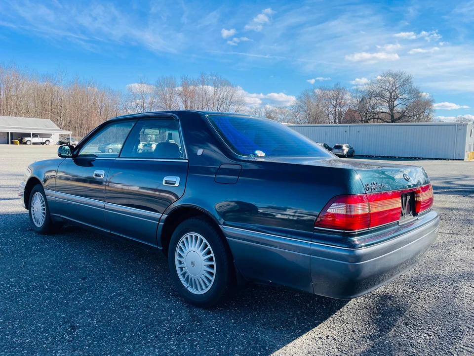 1997 Toyota Crown 10th Gen - Image 17 of 31