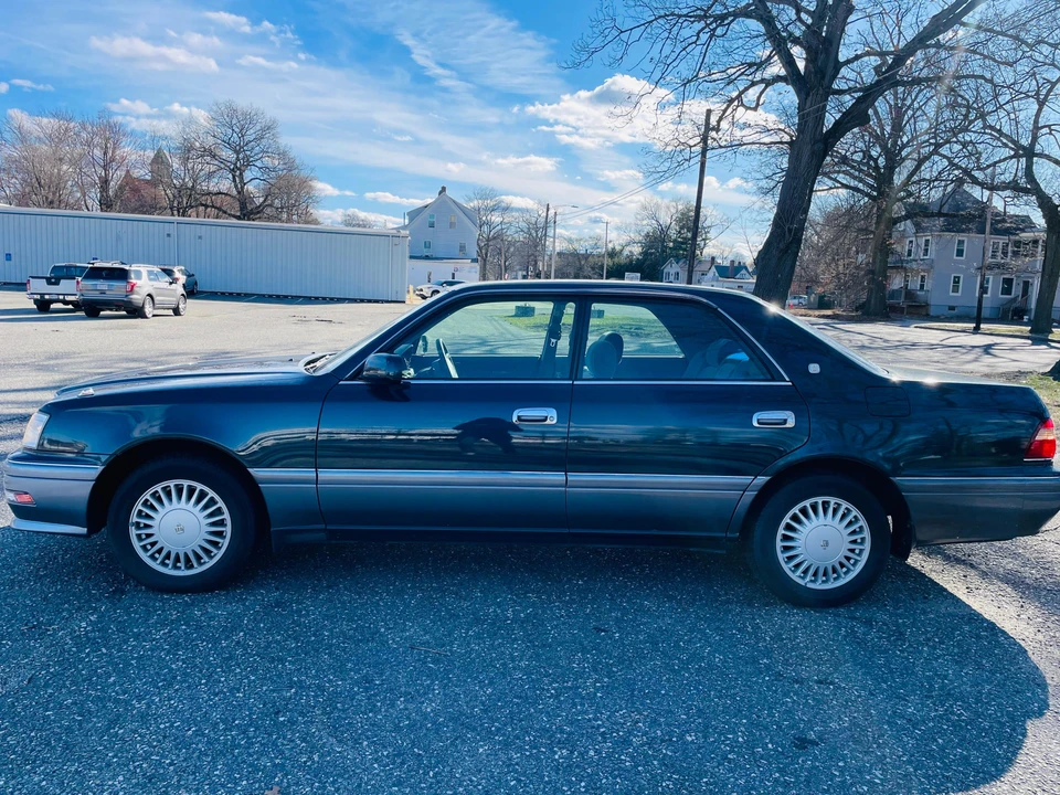 1997 Toyota Crown 10th Gen - Image 13 of 31