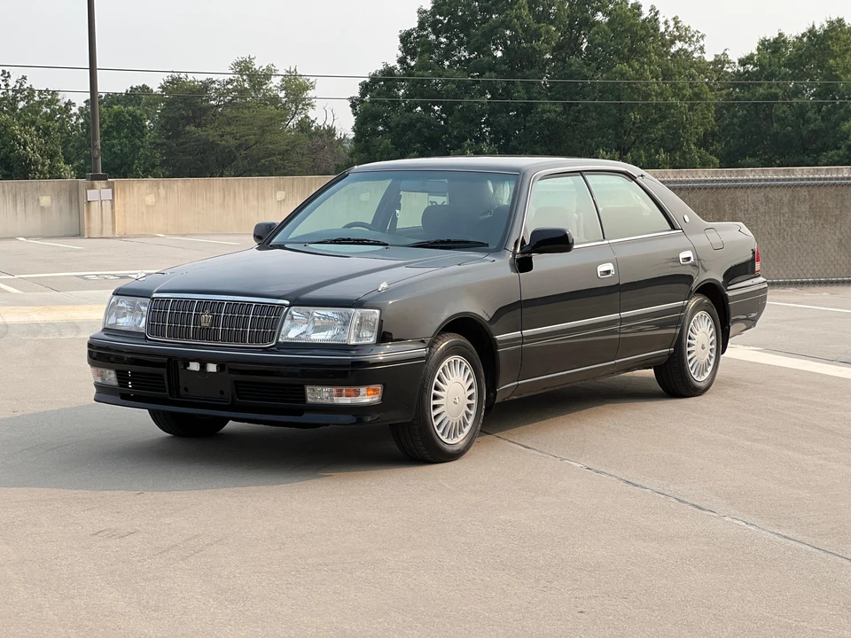 1997 Toyota Crown 10th Gen - Image 10 of 31