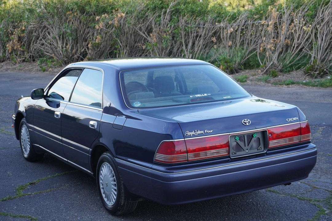 1997 Toyota Crown 10th Gen - Image 17 of 31