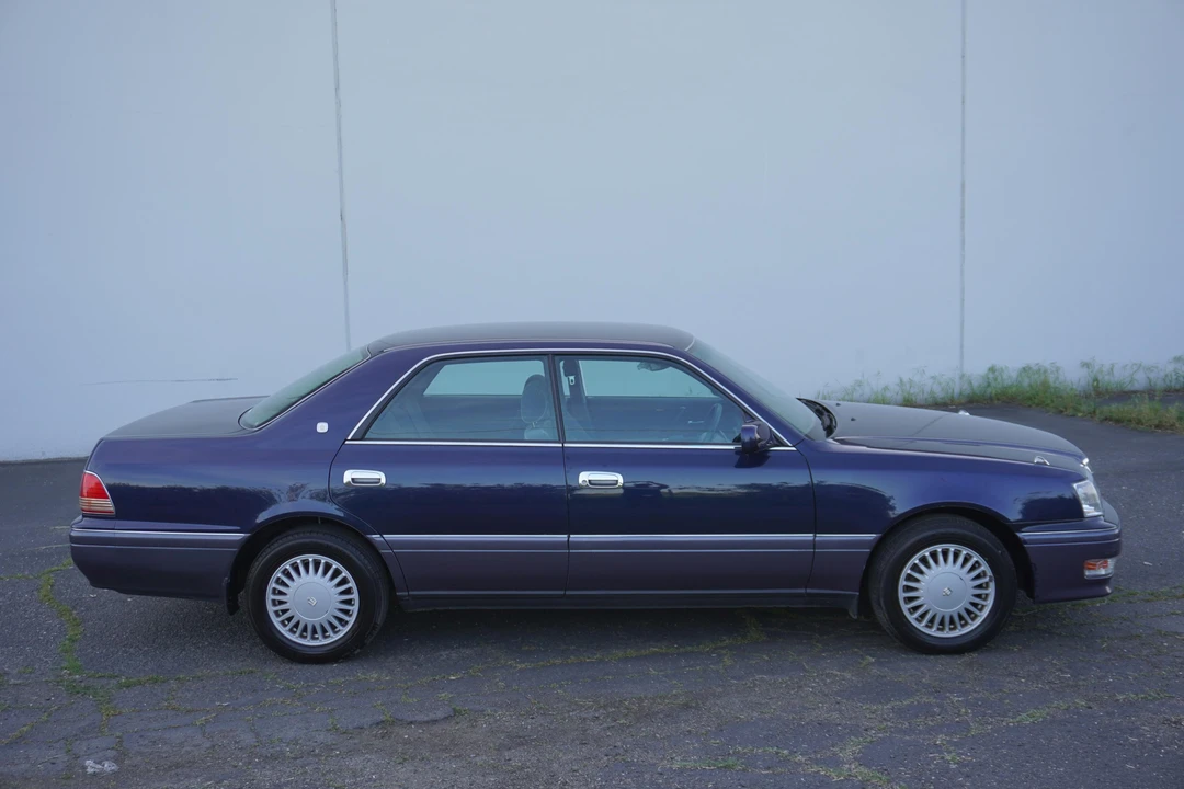 1997 Toyota Crown 10th Gen - Image 25 of 31
