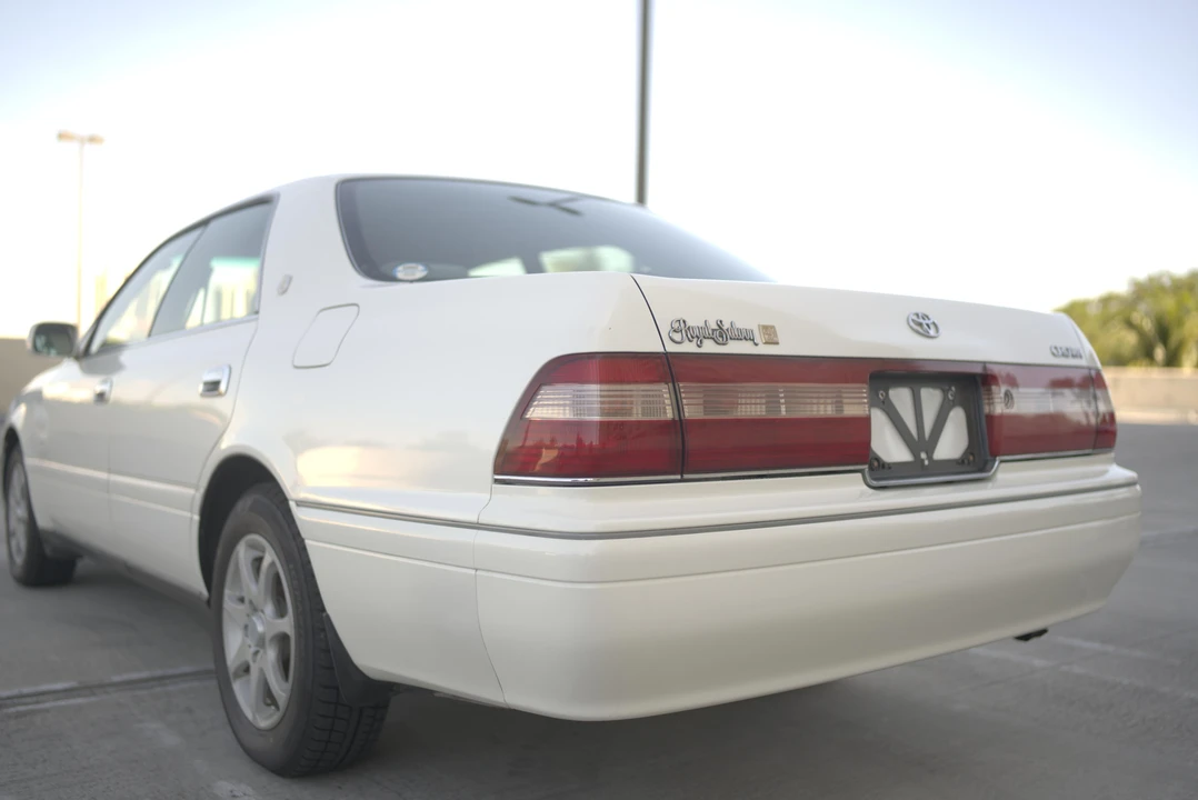 1997 Toyota Crown 10th Gen - Image 11 of 31