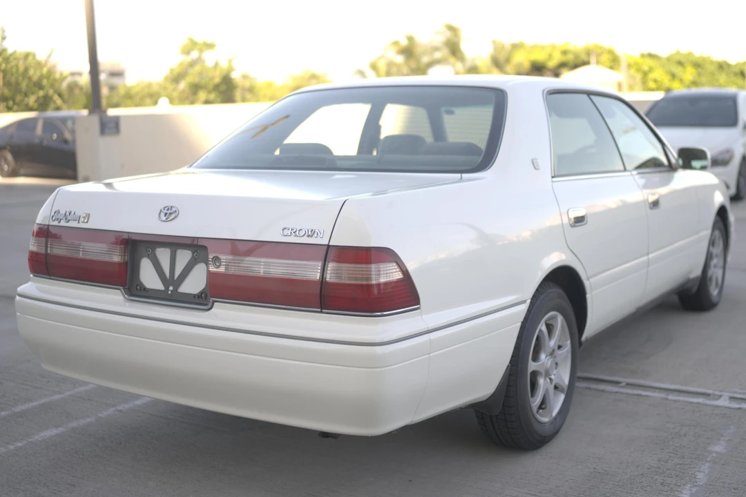 1997 Toyota Crown 10th Gen - Image 4 of 31