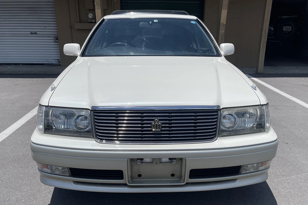1997 Toyota Crown 10th Gen - Image 3 of 31