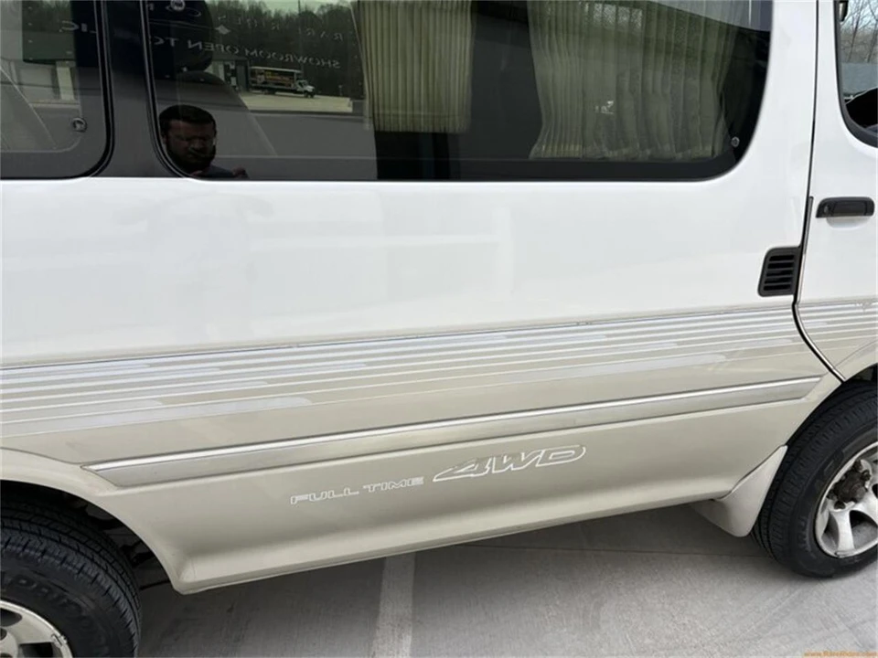 1997 Toyota - Image 13 of 31